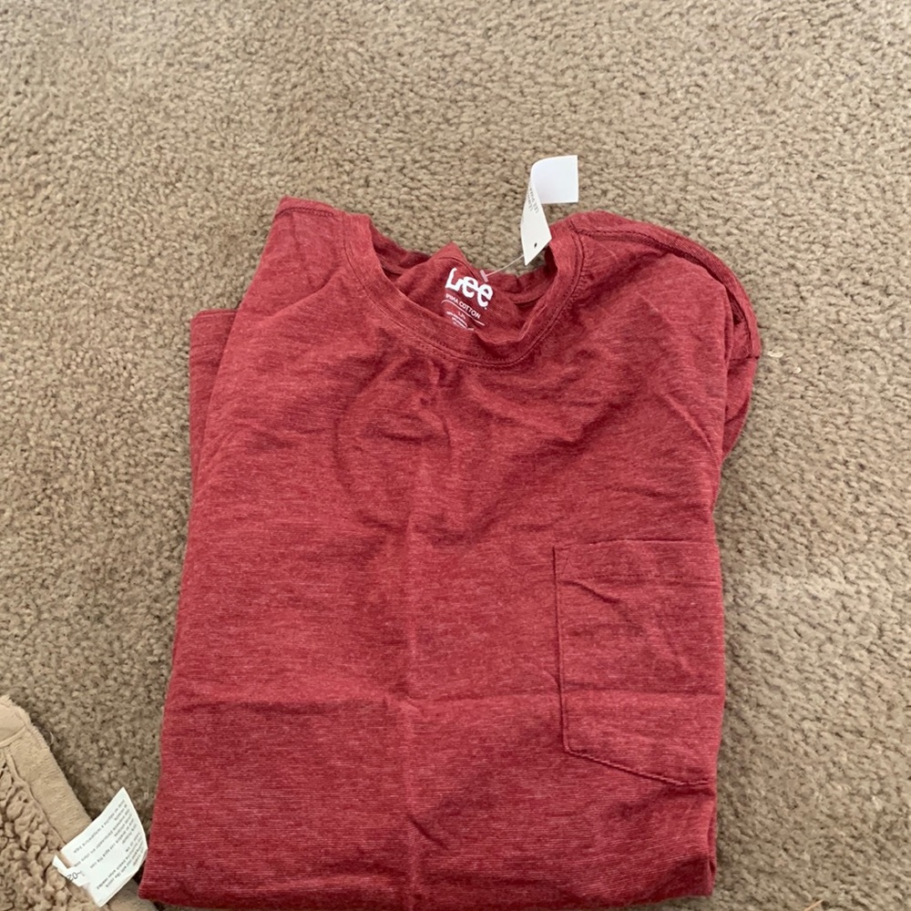 Mens lee tshirt size L